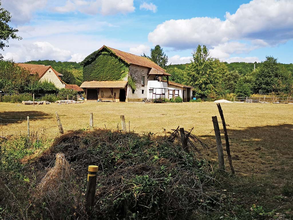 Traditional farmhouses periogrd