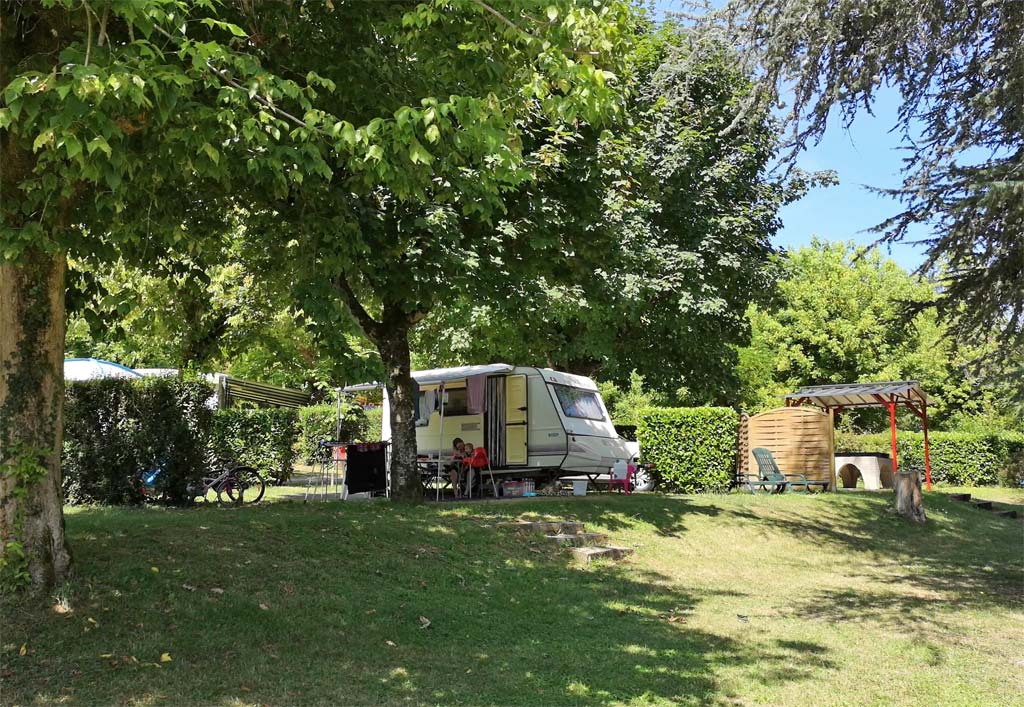 Camping le Parc près de Lalinde et Bergerac