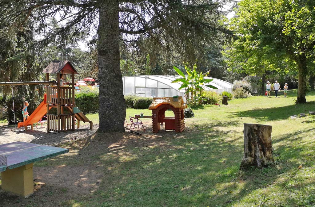 Camping le Parc près de Lalinde et Bergerac
