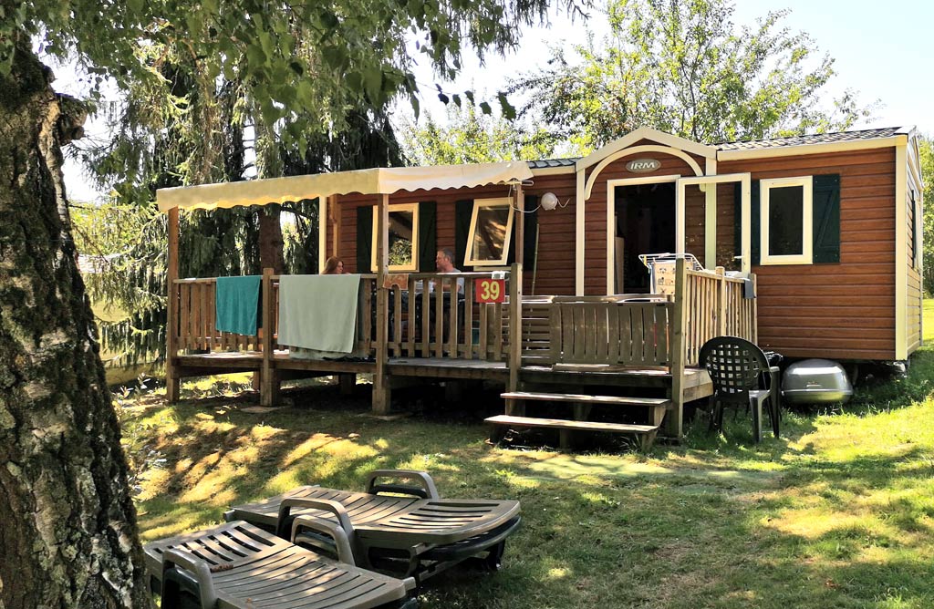 Camping le Parc près de Lalinde et Bergerac