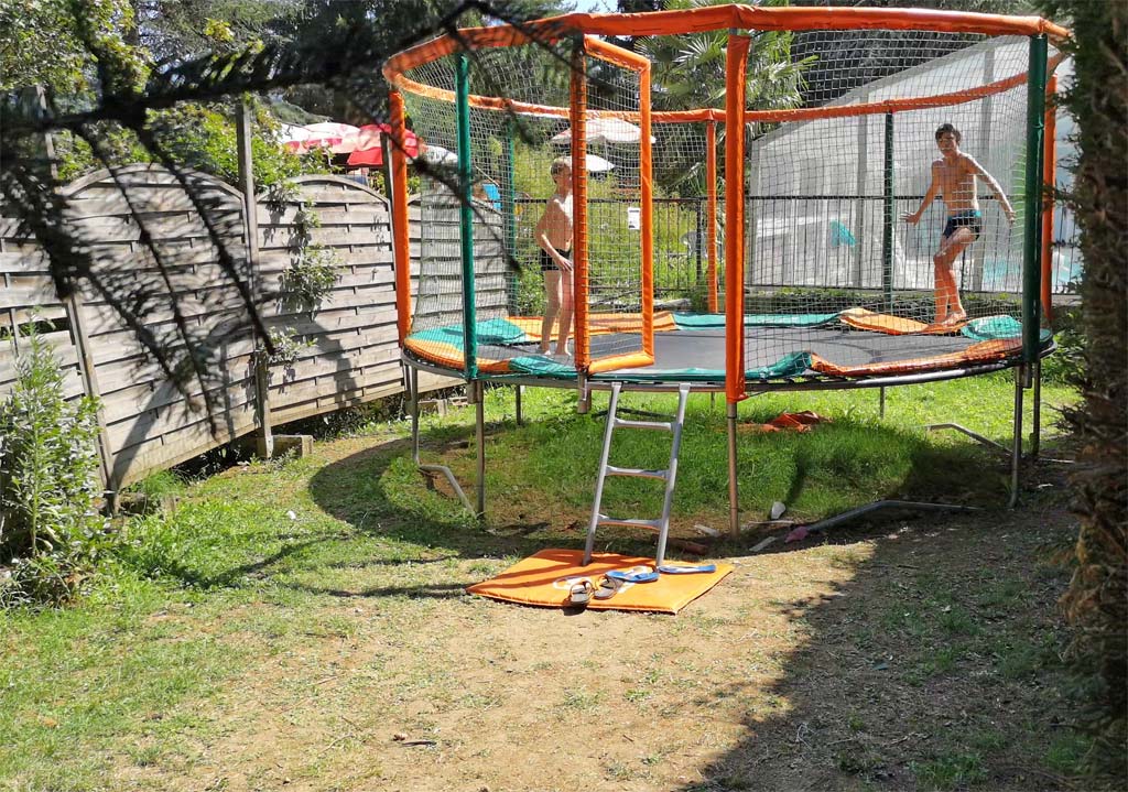 Camping le Parc près de Lalinde et Bergerac