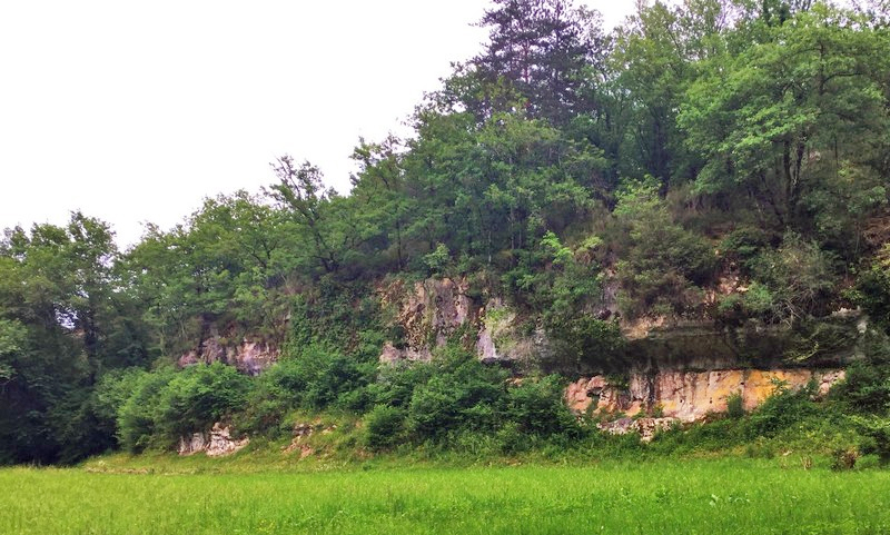 Combarelles caves