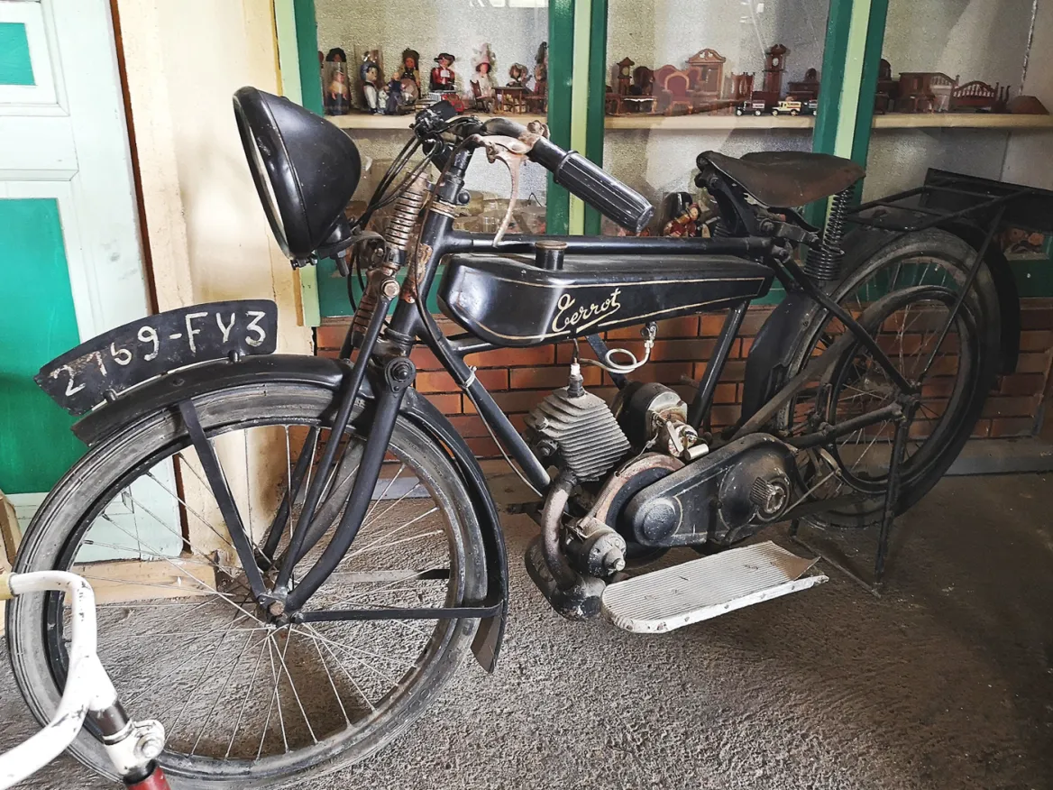 museum of the street of passing time