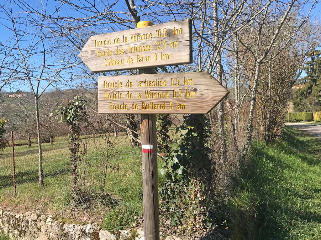 hiking signs