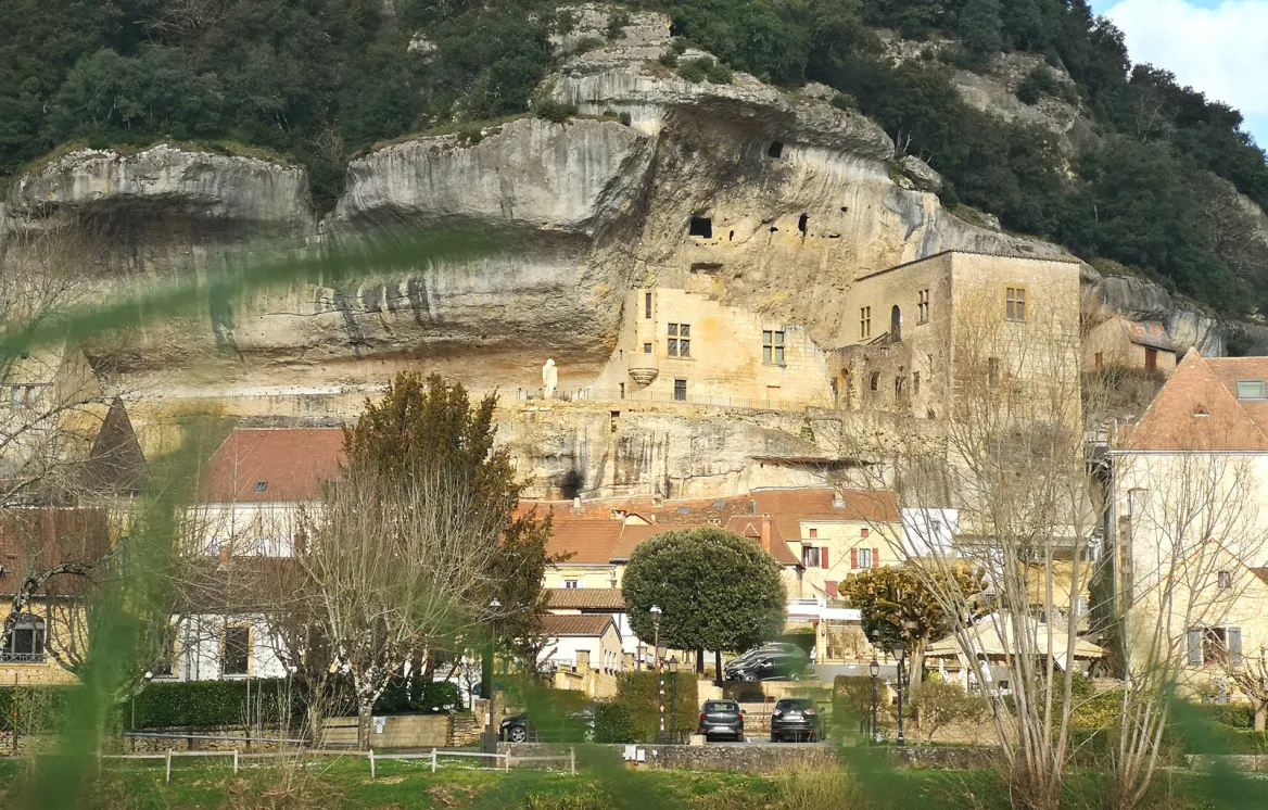VIEW of Eyzies
