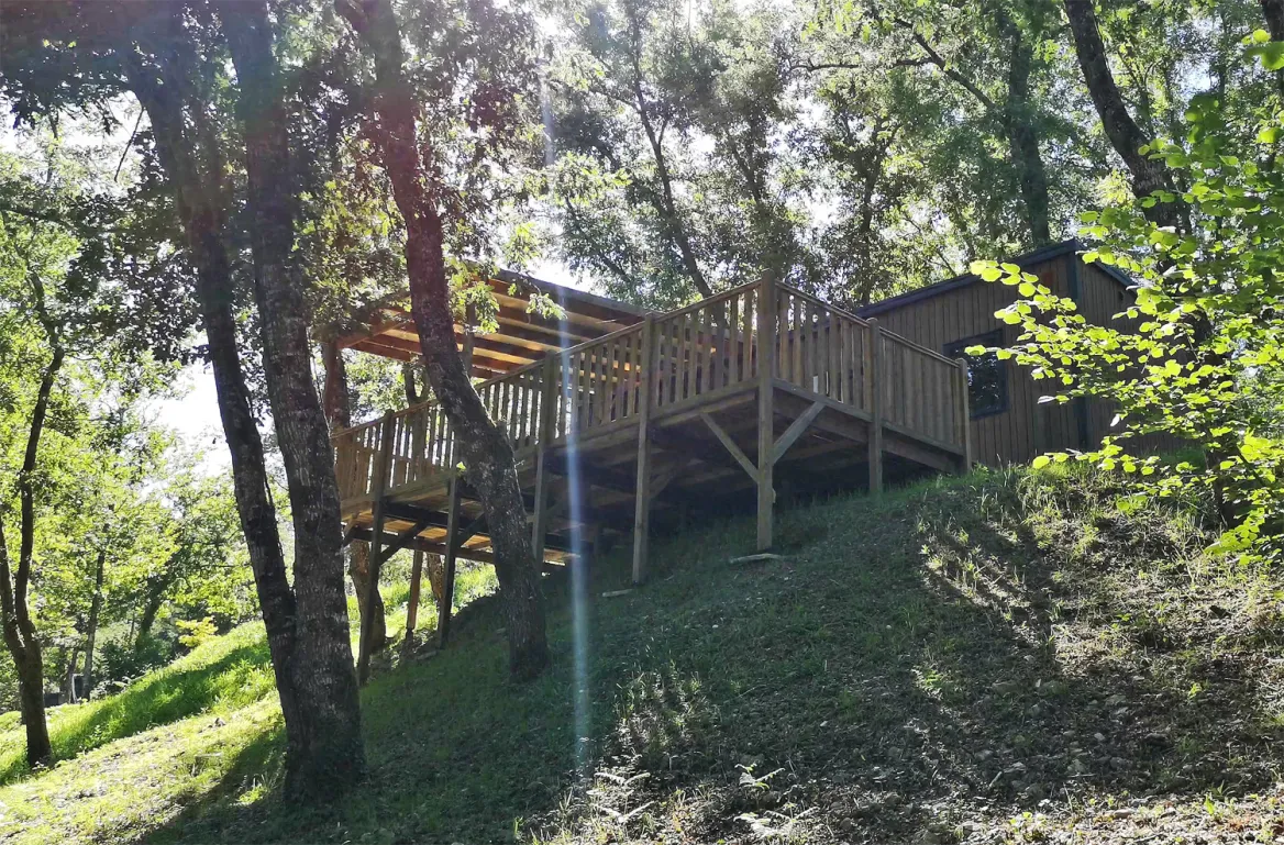 Camping La Pélonie