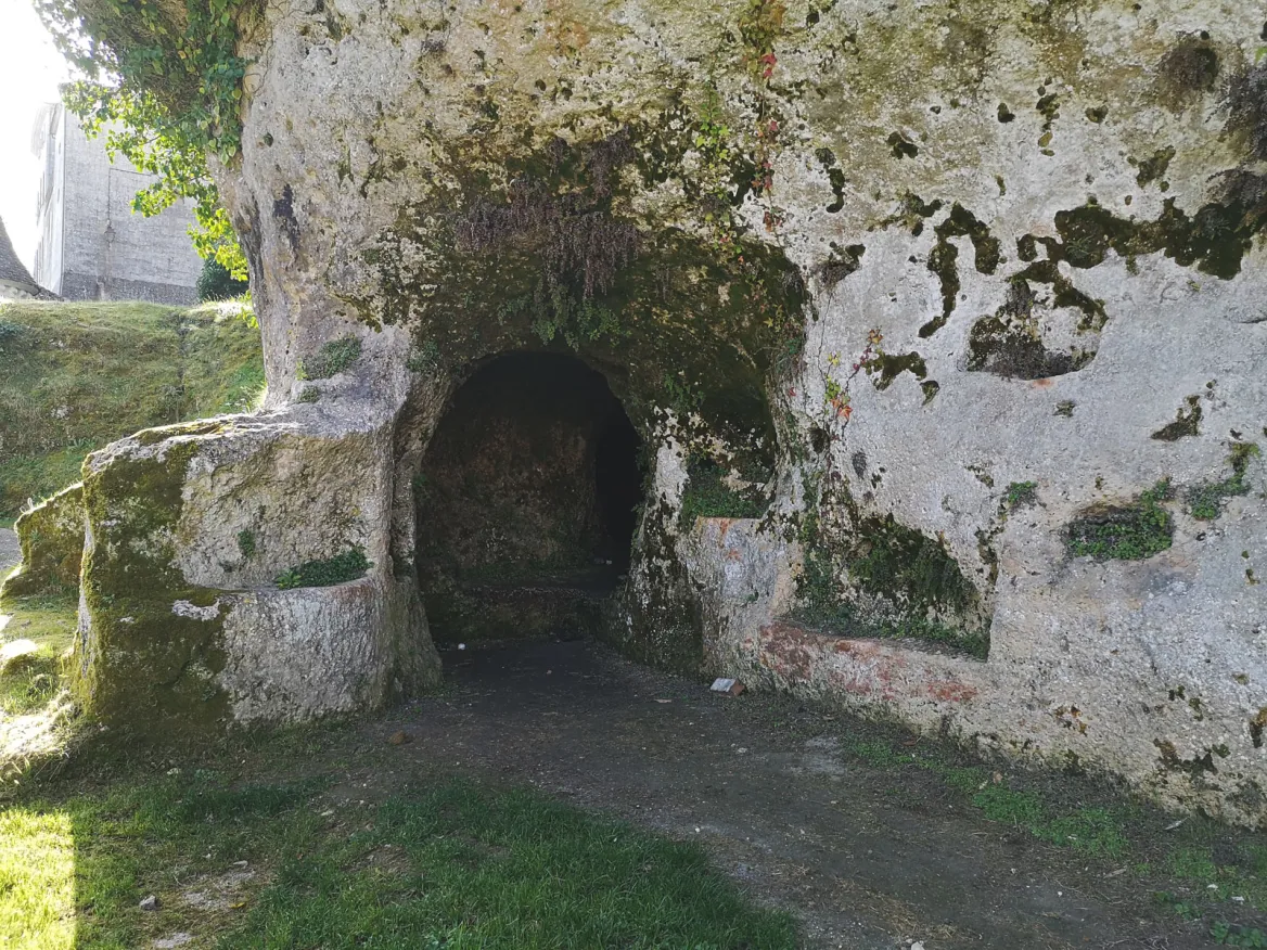 Bourdeilles rock shelter
