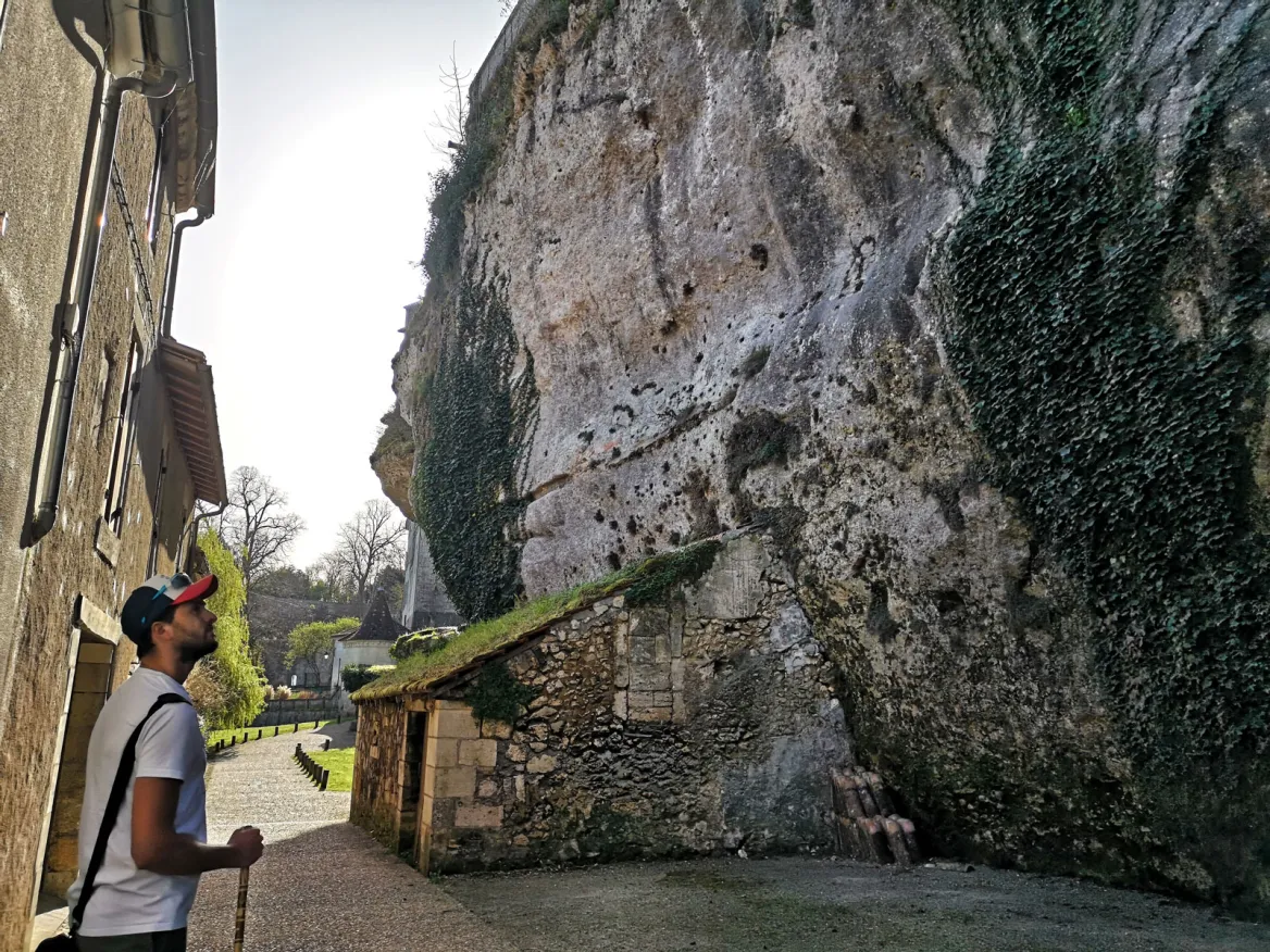 Bourdeilles alley