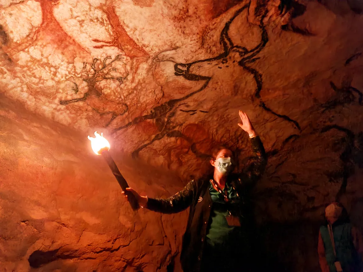 Lascaux cave deer