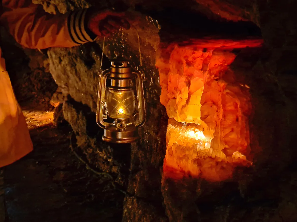 Grand Roc cave