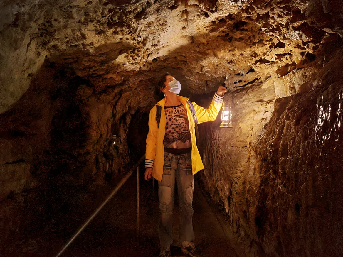 Grand Roc cave