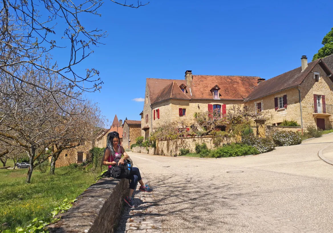 Monfort village