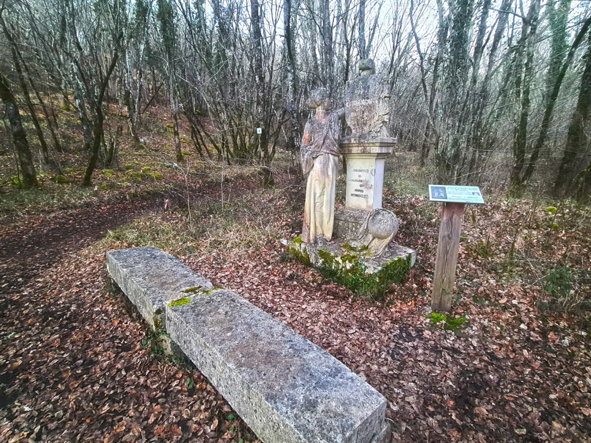 Monument aux morts de l'école normale de Périgueux