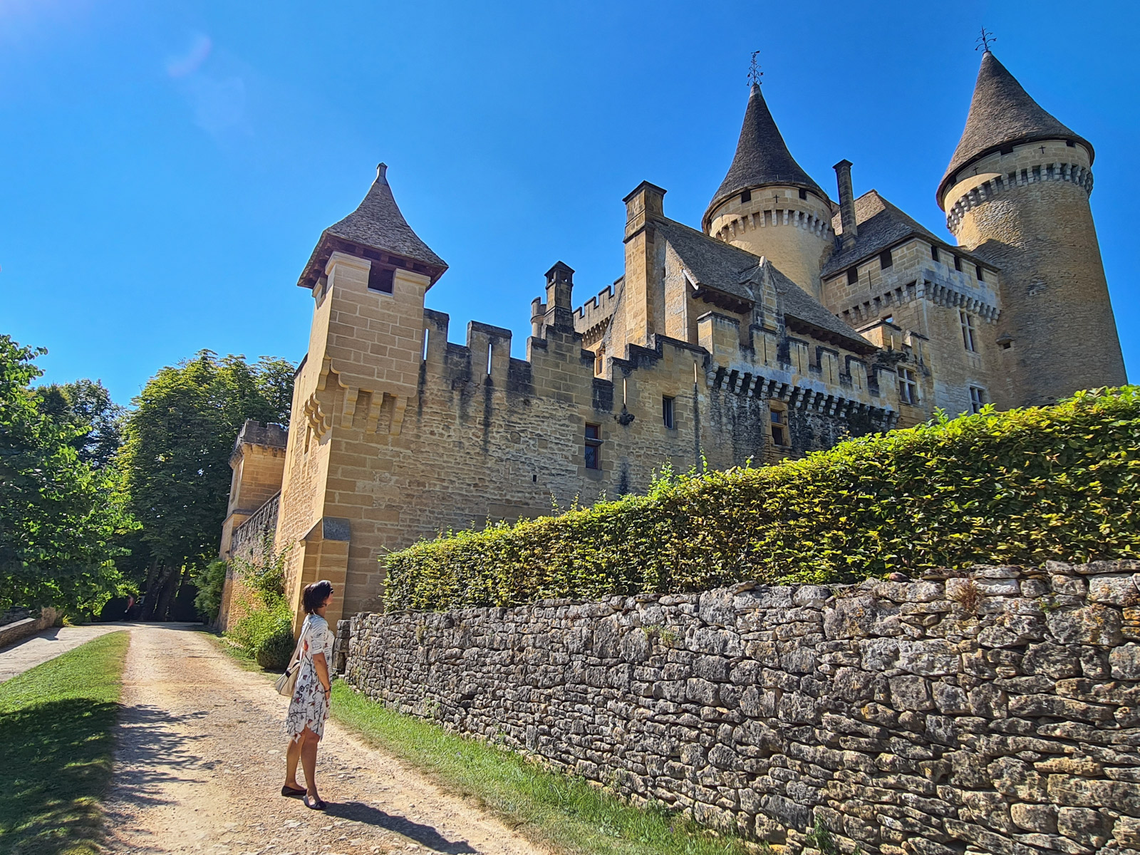 Visitez Le Ch teau De Puymartin Et Sa L gende De La Dame Blanche 