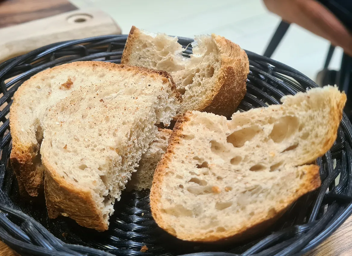 Cocottes et Popotes Pain frais le Fournil d'Antonne