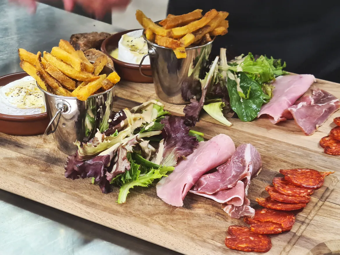 Cocottes et Popotes planche de charcuterie