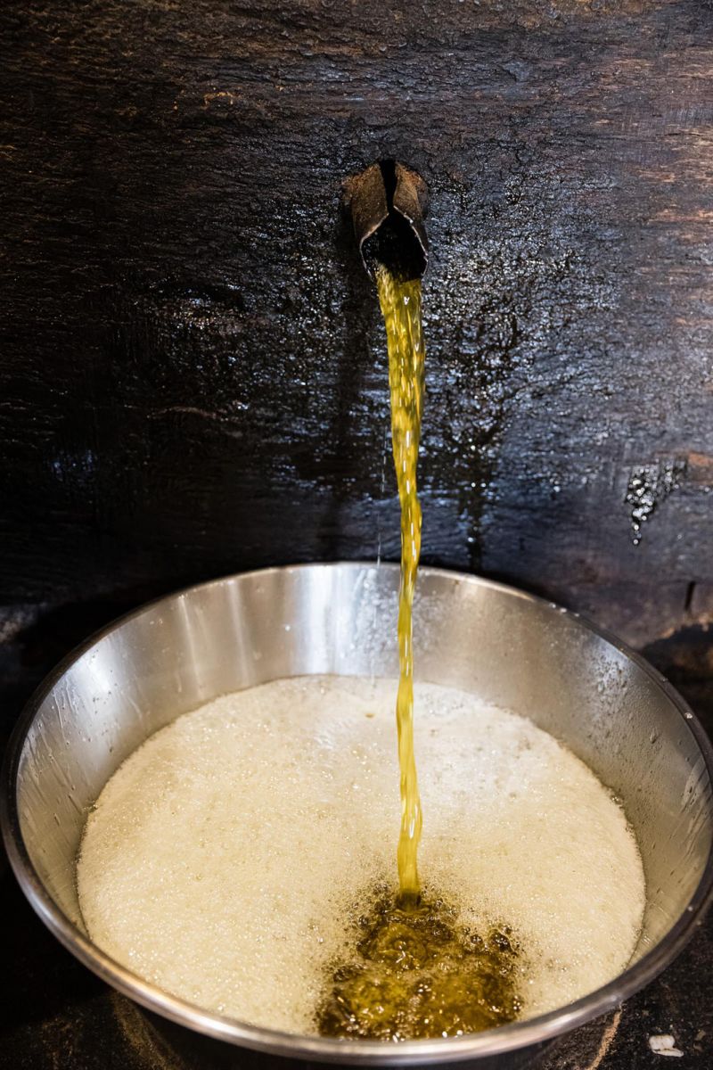 Moulin de la Veyssière oil