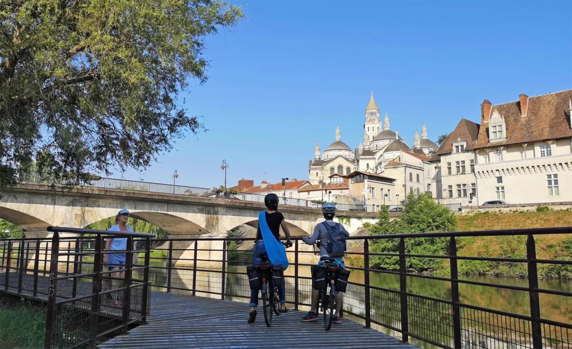 The Barris Bridge in Périgueux