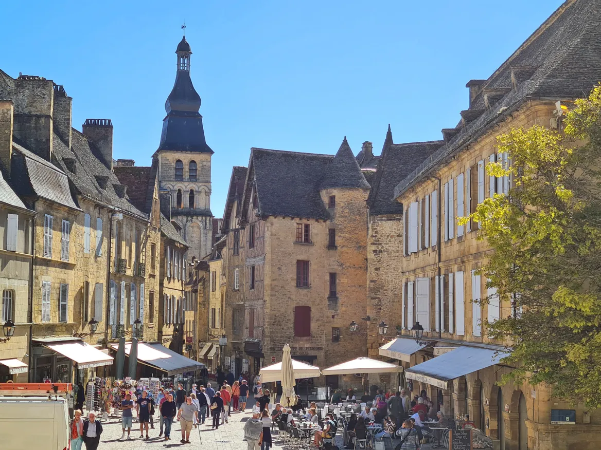 Sarlat seen from the Statue