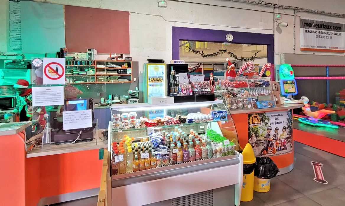 Wakari snack bar