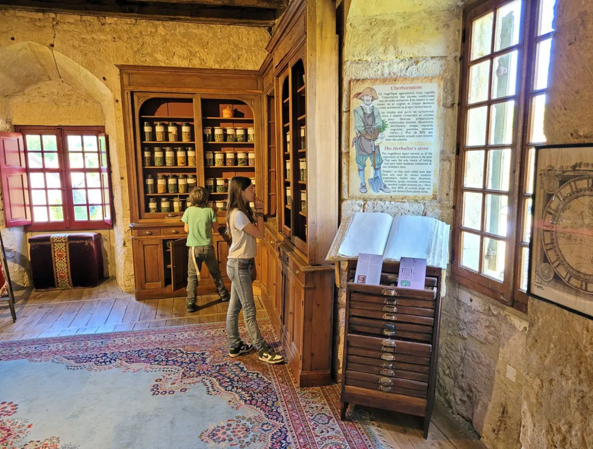 Dungeon, Manor and Garden of the Herbalism Room