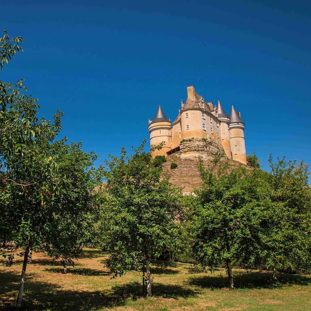 Beaumont Chateau de Banne