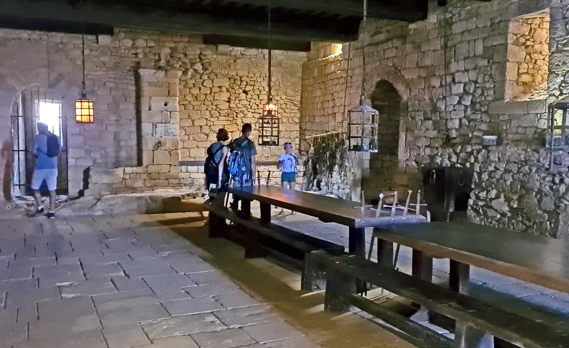 Guard room Château de Beynac