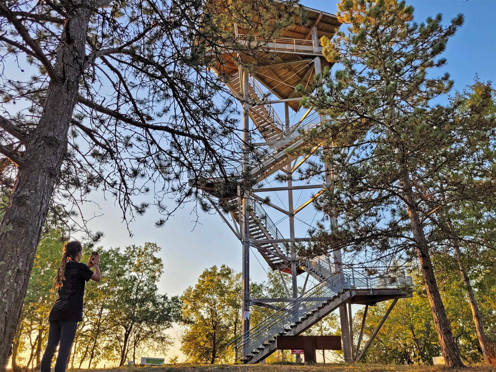 Panoramic tour of Moncalou