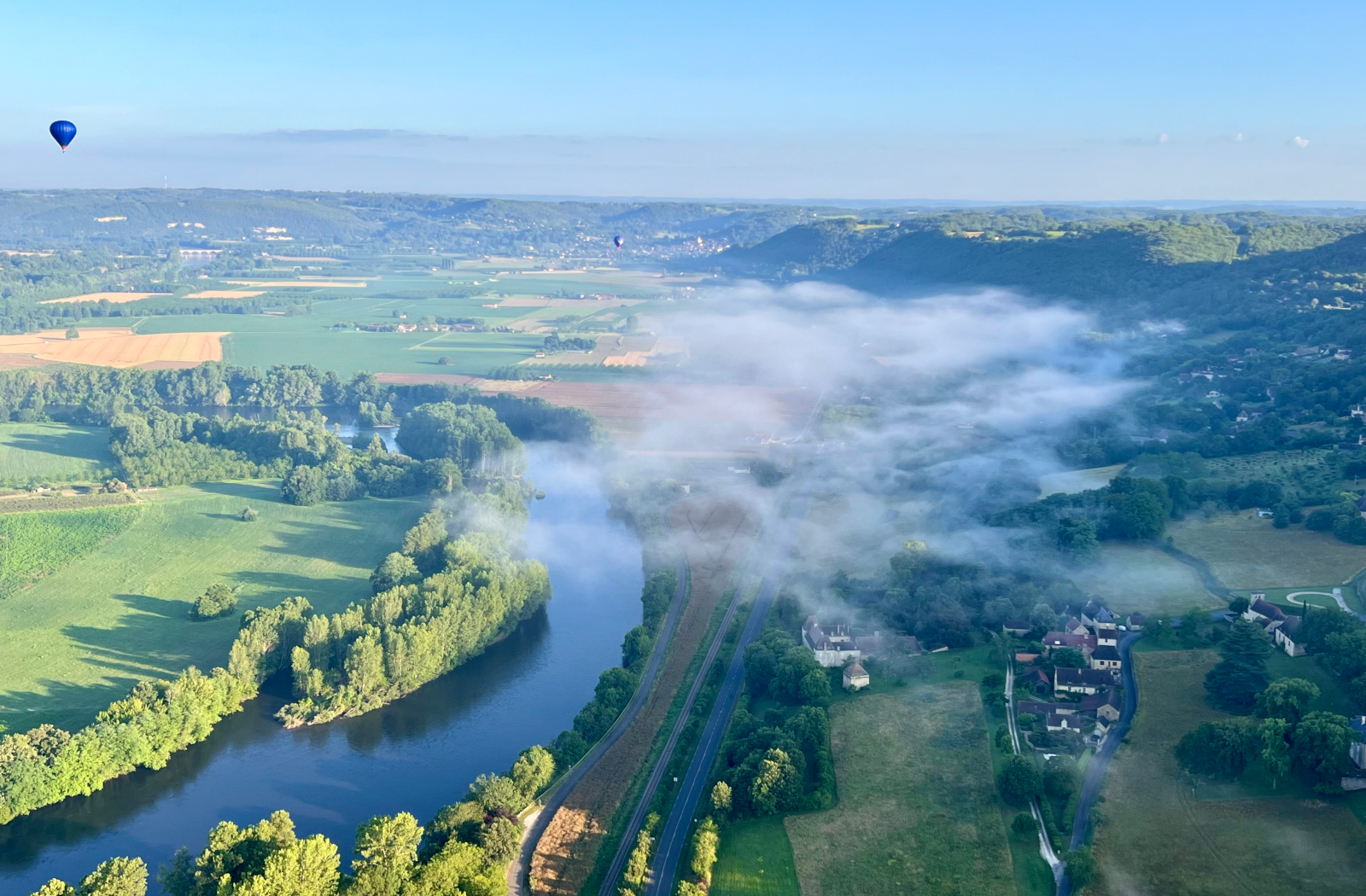 Balloon flight Hauts de Saint Vincent