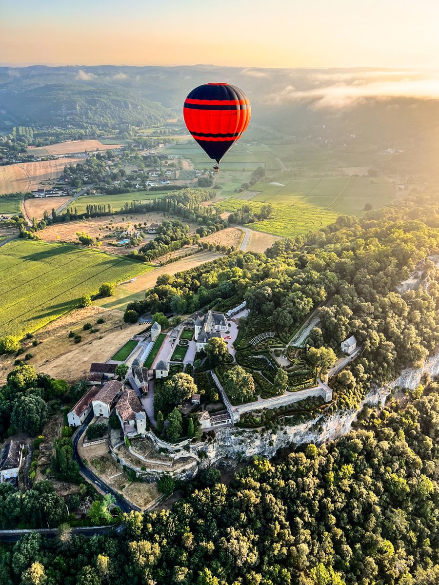 Hot air balloon flight in the hills above Saint Vincent