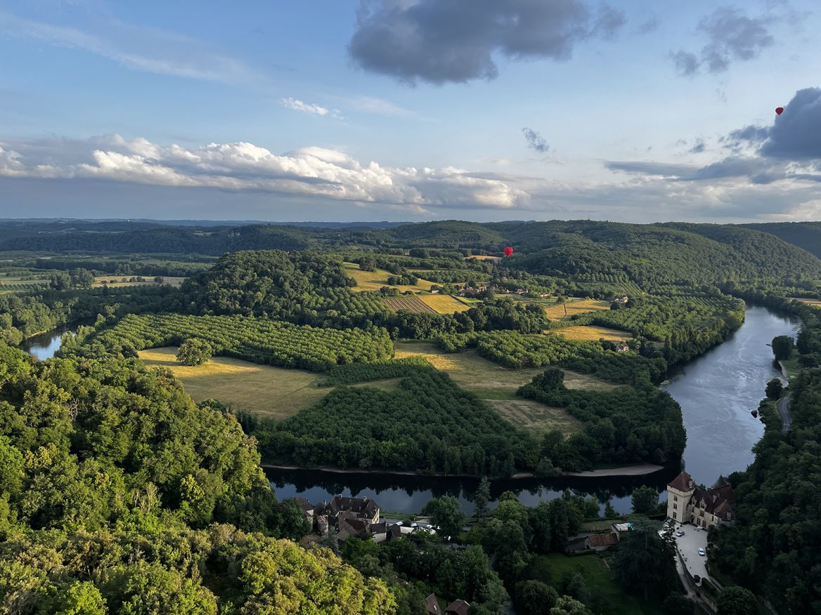 Hot air balloon flight in the hills above Saint Vincent