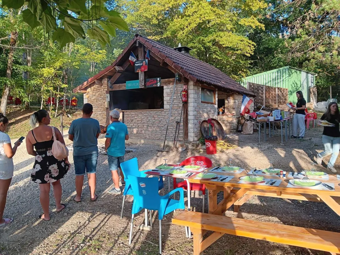 La Grande Prade campsite in the Black Perigord