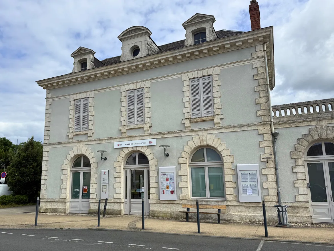 Gare de Saint-Astier