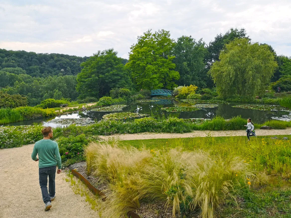 Water gardens