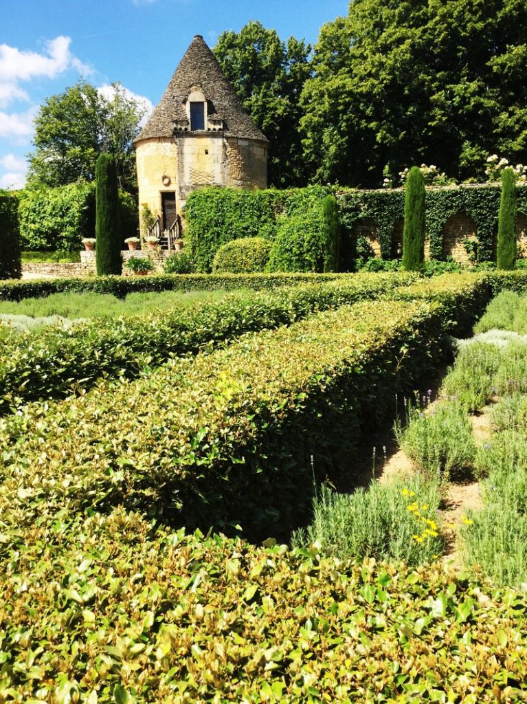 Le château de Losse et ses jardins