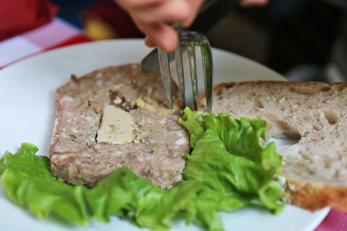 Meal in the Bournat park