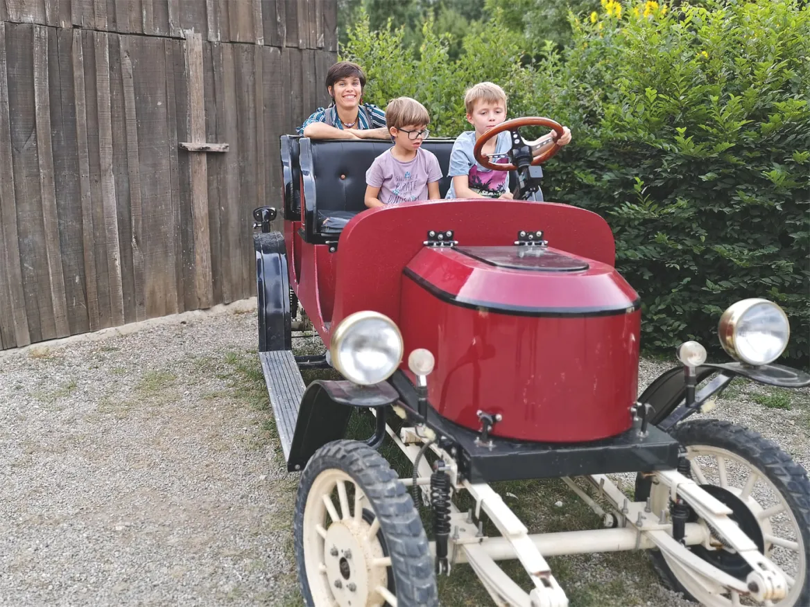 Old car bournat